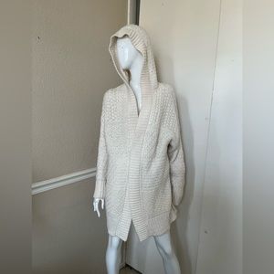 EXPRESS Cream Chunky Cable Knit Hooded Mid-Length Cardigan Sweater Sz M